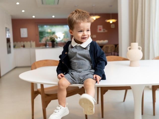 Comment habiller bébé pour son baptême ?